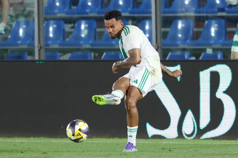 Galeno – extremo brasileiro saiu do FC Porto para rumar ao Al Ahli na reta final da janela de inverno de 2025, num negócio que rendeu 50 milhões de euros aos dragões - Foto: IMAGO