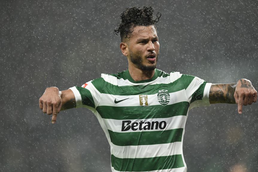 Luis Suárez festeja golo da vitória do Sporting sobre o Nacional - Foto: Sérgio Miguel Santos