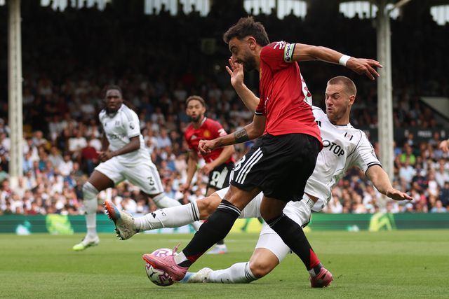 Bruno Fernandes, o capitão, tem sido fundamental na recuperação do Manchester United na Premier League - FOTO IMAGO
