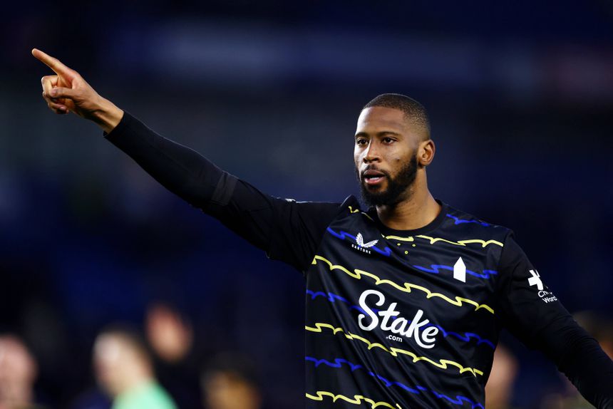 Beto joga no Everton desde 2023/24