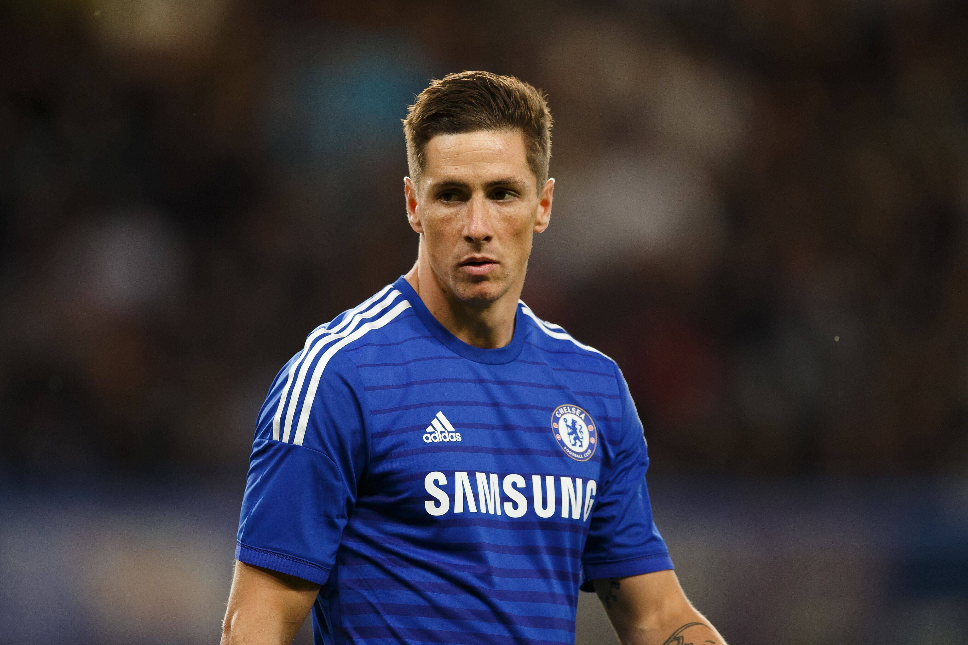 17. Fernando Torres - Trocou o Liverpool pelo Chelsea em 2011, a troco de 58,5 milhões de euros