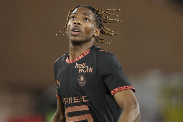 Mercado: Liverpool investe €60 milhões num dos centrais mais promissores do mundo