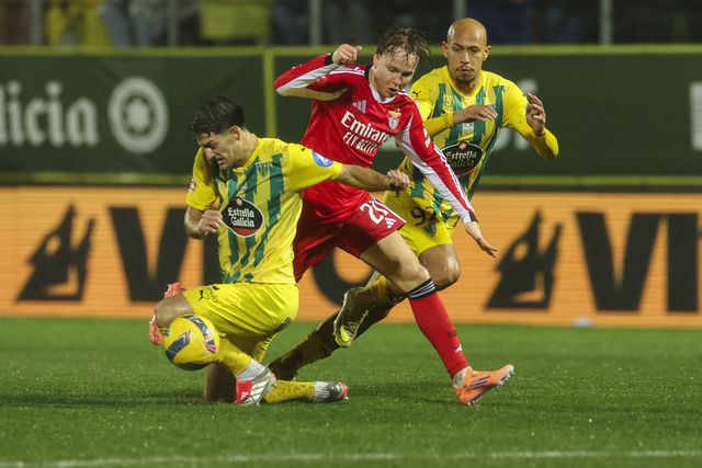 Mourinho: «Não penso que o Tondela criou estas condições do relvado»