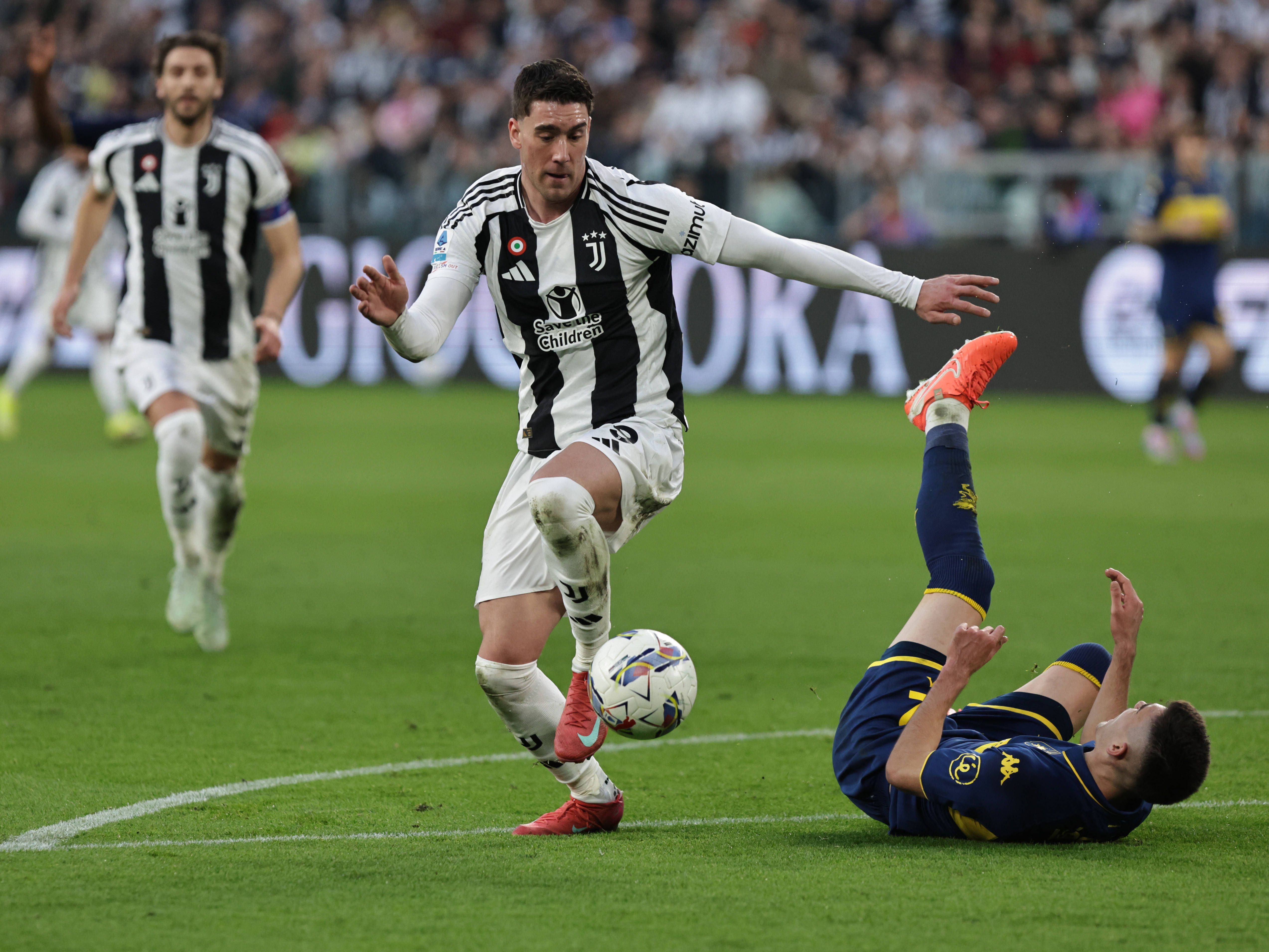 4. Vlahovic - Trocou a Fiorentina pela Juventus em 2022, a troco de 83,5 milhões de euros