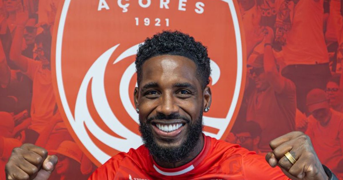 Santa Clara: Romã(o) de qualidade, pegou de estaca