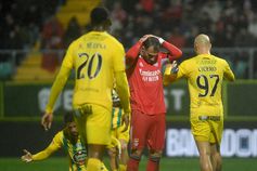 Pavlidis lutou mas não marcou (Foto: Rogério Ferreira/KAPTA +)