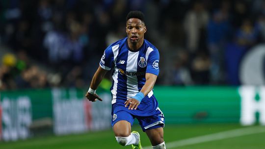 FC Porto: Grêmio insiste em Wendell