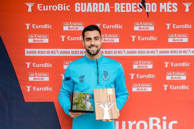 FC Porto: Diogo Costa recebeu prémio de melhor guarda-redes do mês de janeiro