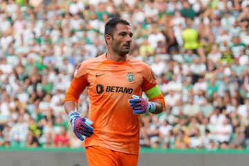 Sporting: Adán sofre lesão grave e tem época em risco