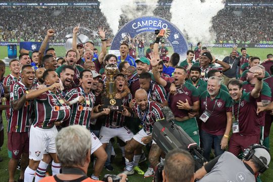 Fluminense vence Supertaça sul-americana