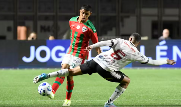 O verde e vermelho fazem parte da história da Portuguesa (Portuguesa SAF)