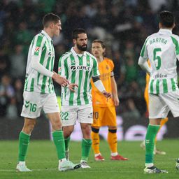 Isco marcou e festejou frente à antiga equipa