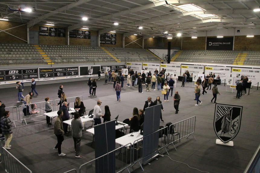 Luís Cirilo Carvalho e António Miguel Cardoso são os candidatos à presidência do Vitória de Guimarães, cujas eleições decorrer durante o dia deste sábado