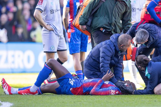 «Deixem-no morrer»: o lamentável cântico dos adeptos do Millwall para Mateta