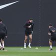 Andreas Christensen correndo num treino do Barcelona