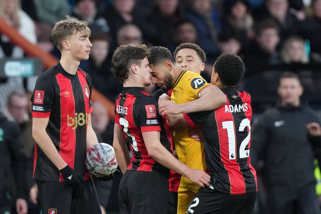 Kerkez e Matheus Cunha desentenderam-se