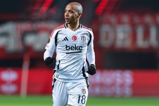 João Mário a jogar pelo Besiktas