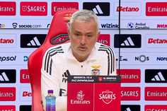 Mourinho ironiza: «Esperemos que o jogo seja só difícil pelo adversário»