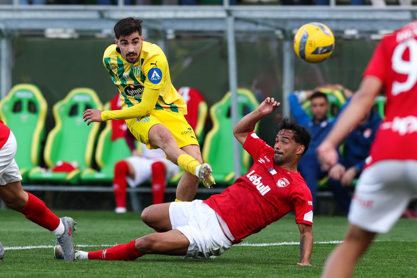 Rodrigo Conceição apontou um grande golo ao Santa Clara. -Foto: PAULO NOVAIS/LUSA
