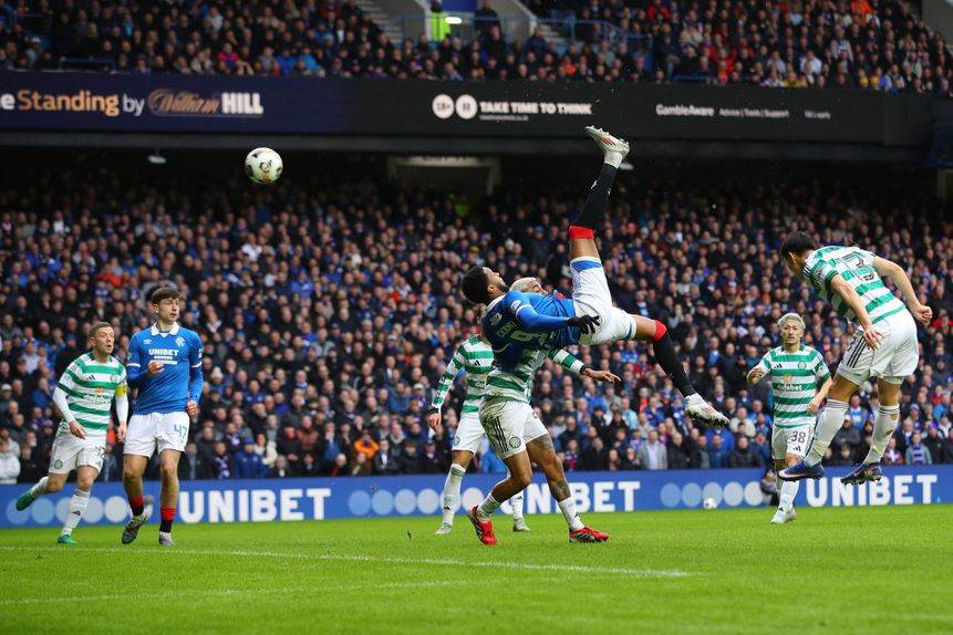 Mas que golaço, Chermiti - Foto: IMAGO