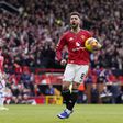 Bruno Fernandes marca e assiste e o Man. United derrota o Crystal Palace