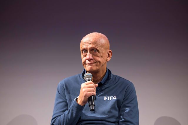 Pierluigi Collina, antigo juiz, é o chefe da arbitragem da FIFA