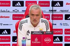 Mourinho explicou as ausências das conferências de imprensa em Madrid
