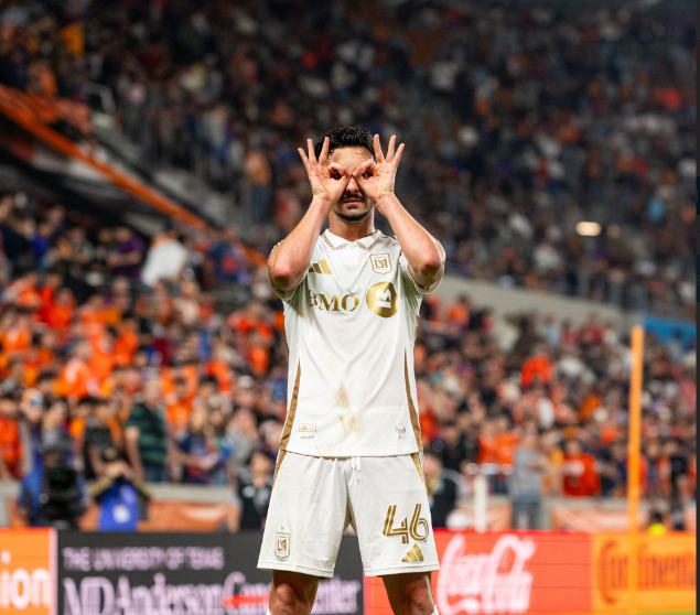 Stephen Eustáquio (Los Angeles FC): um golo em quatro jogos. O internacional canadiano foi titular em todas as partidas disputadas pelo LAFC neste início de época. Estreou-se a marcar na última madrugada - Foto: LAFC