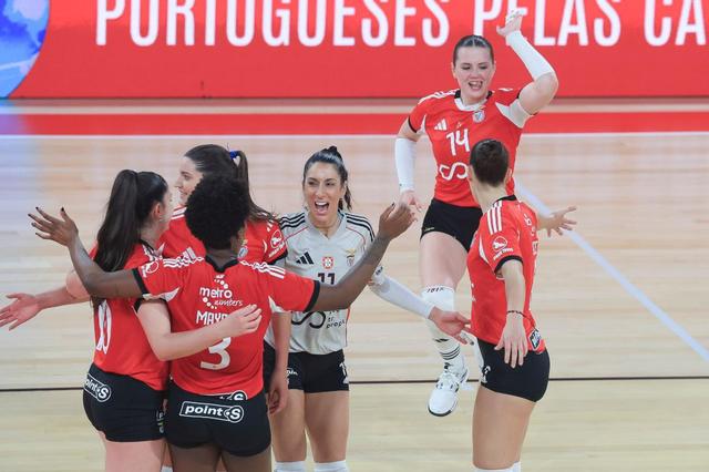 Benfica foi a Braga vencer por 3-2 depois de ter estado a perder por 2-0. Foto Benfica