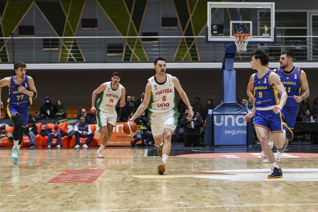 Francisco Amarante conduz contra-ataque de Portugal         Fotografia FPB