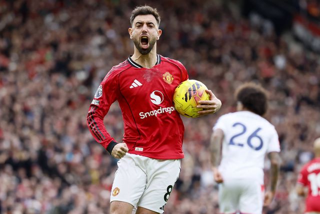 Bruno Fernandes conduz reviravolta e Man. United continua a voar no pós-Amorim