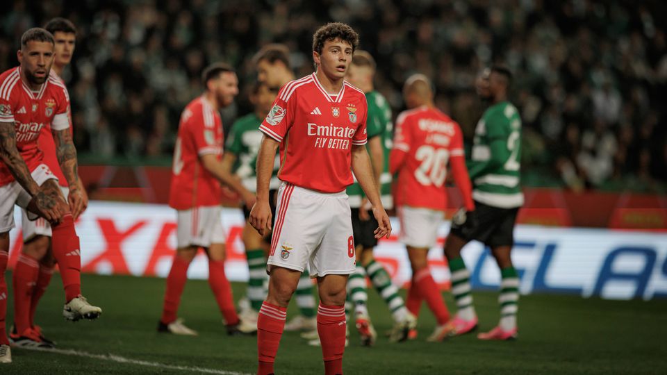 Benfica-Sporting: Joga-se mais que uma meia-final