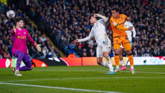 Golo de Fábio Carvalho não evita derrota do Hull em casa do Leeds (vídeo)