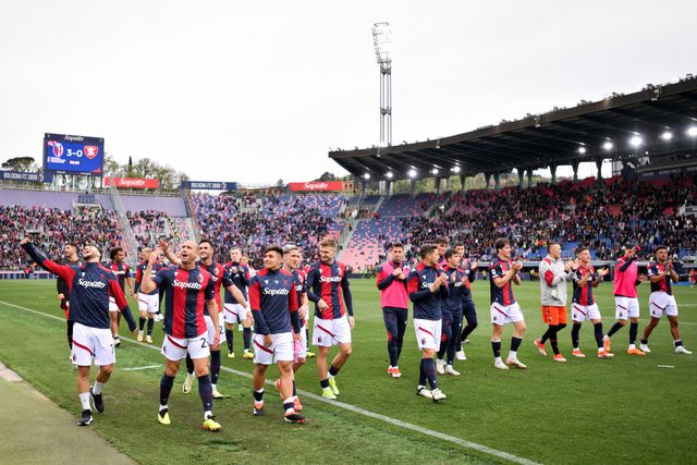 Bolonha de Thiago Motta vence Salernitana e já ameaça terceiro lugar da Juventus