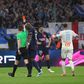Árbitro do Marselha-PSG foi à flash explicar decisões polémicas (vídeos)