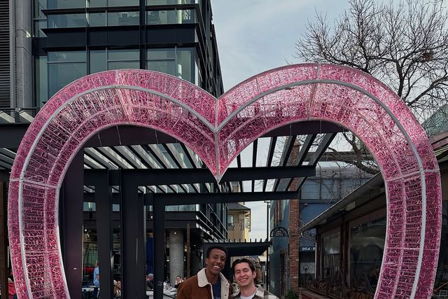 Olímpico Nuguse é o novo ídolo LGBT: «Este é o meu namorado»