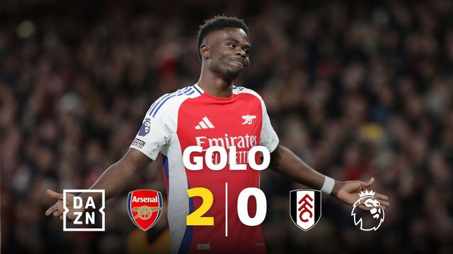 Há regresso melhor que este? Saka volta de lesão com golo (vídeo)