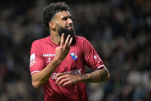 Com 'hat trick', Pablo canta de galo no Bessa (crónica)