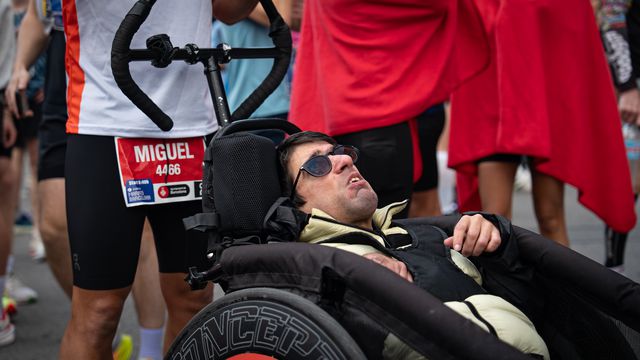 «Esta é a realidade dos deficientes em Portugal... até chove dentro das carrinhas»