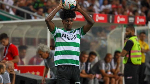 Thierry Correia foi para o Valência por €12M em 2019/20 -