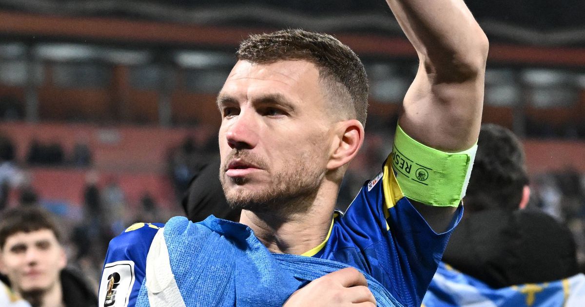 Más notícias para Dzeko no meio da festa da Bósnia