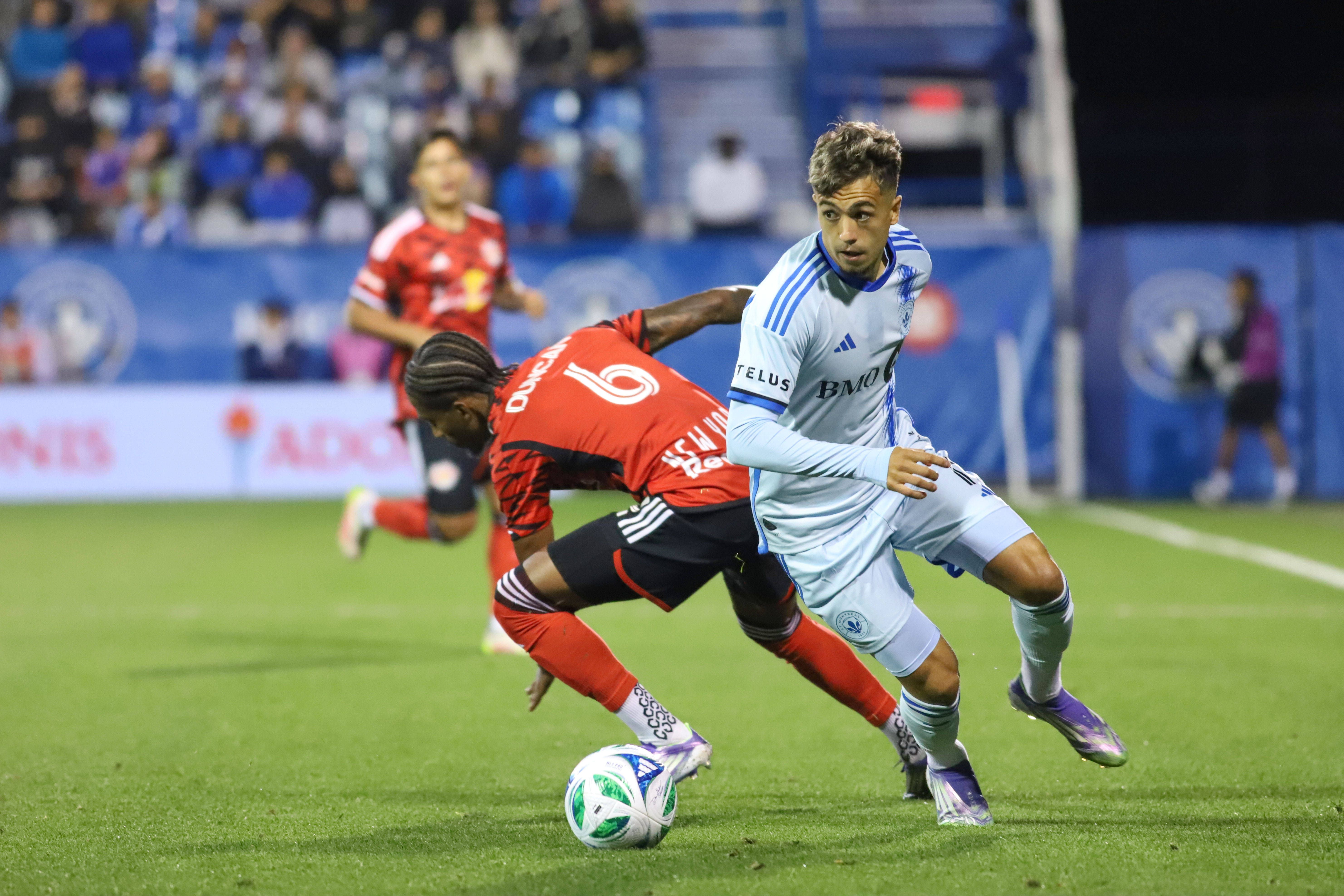 Iván Jaime em ação pelo Montréal, equipa canadiana da MLS. Tem opção de compra de 5,5 milhões até ao próximo dia 31 de maio. (Foto: Imago)