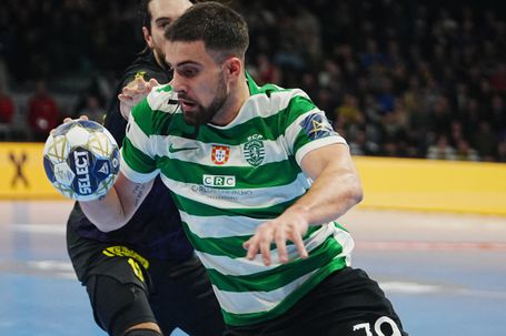 Flensburg pode pagar mais de um milhão de euros pela família Costa