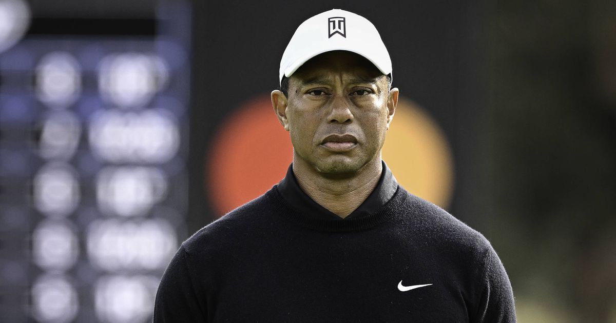 Tiger Woods faz pausa na carreira para receber tratamento