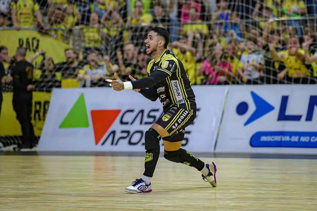 Nicolas Souza, guarda-redes do Jaraguá - Foto: LNF