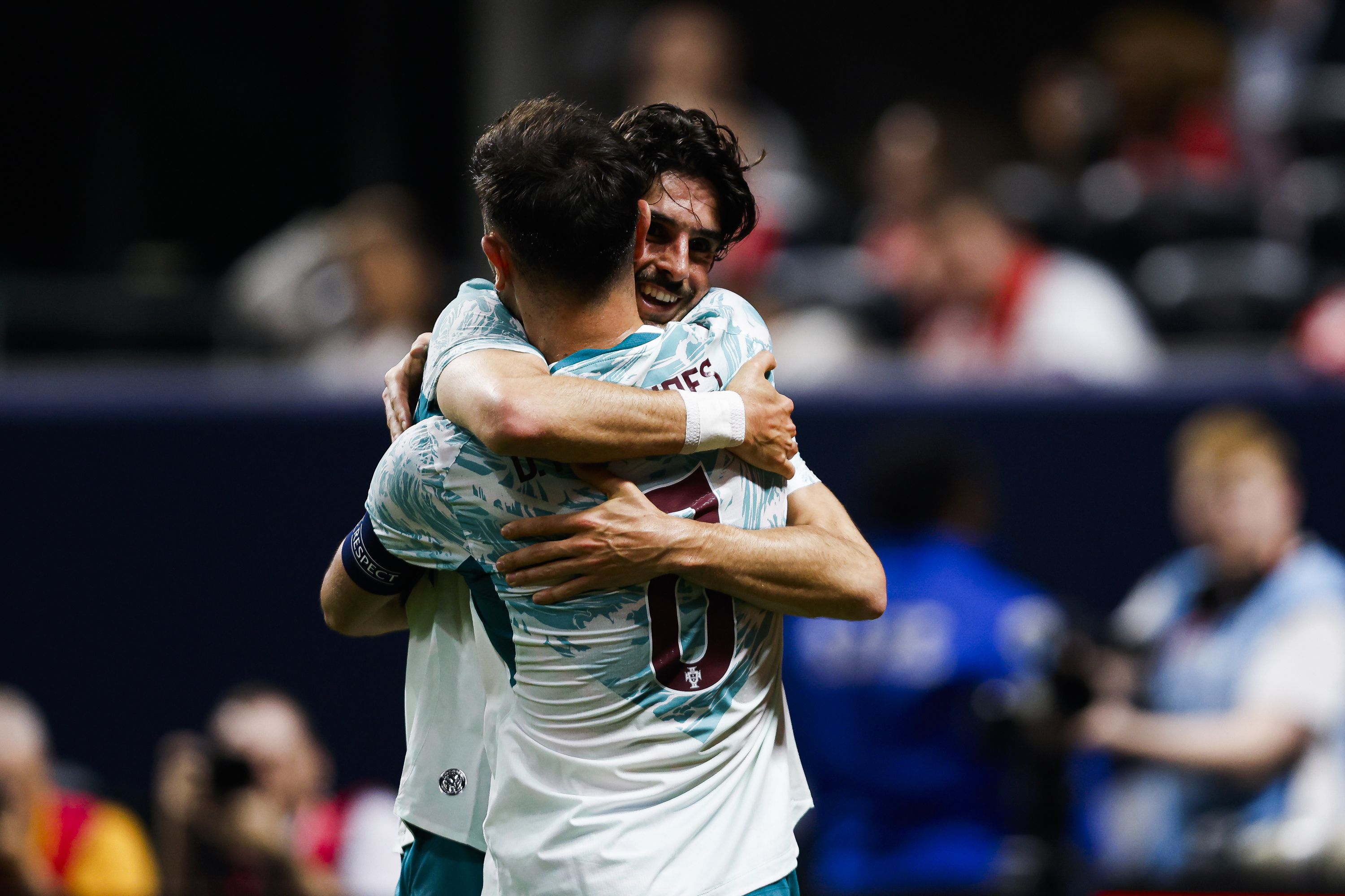 Francisco Trincão e Bruno Fernandes  (Foto: FPF)