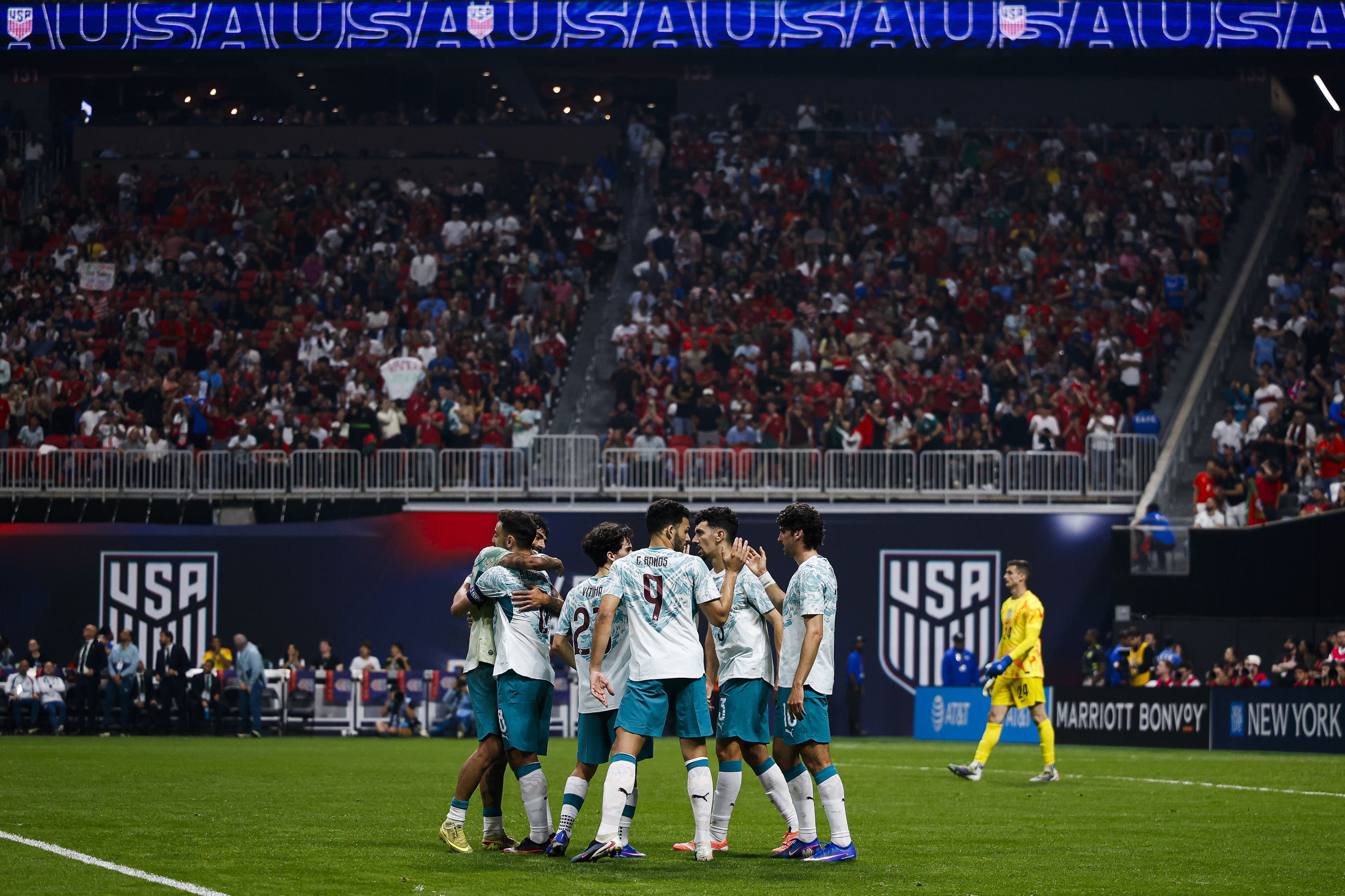 Festa de Portugal no final (Foto: FPF)