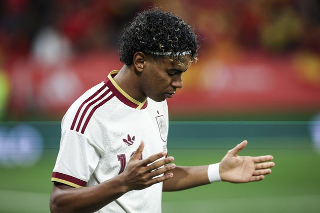 Lamine Yamal professa a religião muçulmana