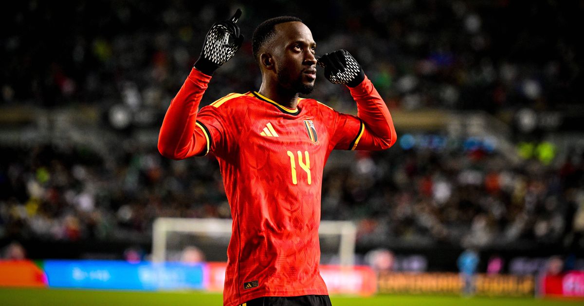 Golaço de Lukebakio salva Bélgica da derrota (vídeo)