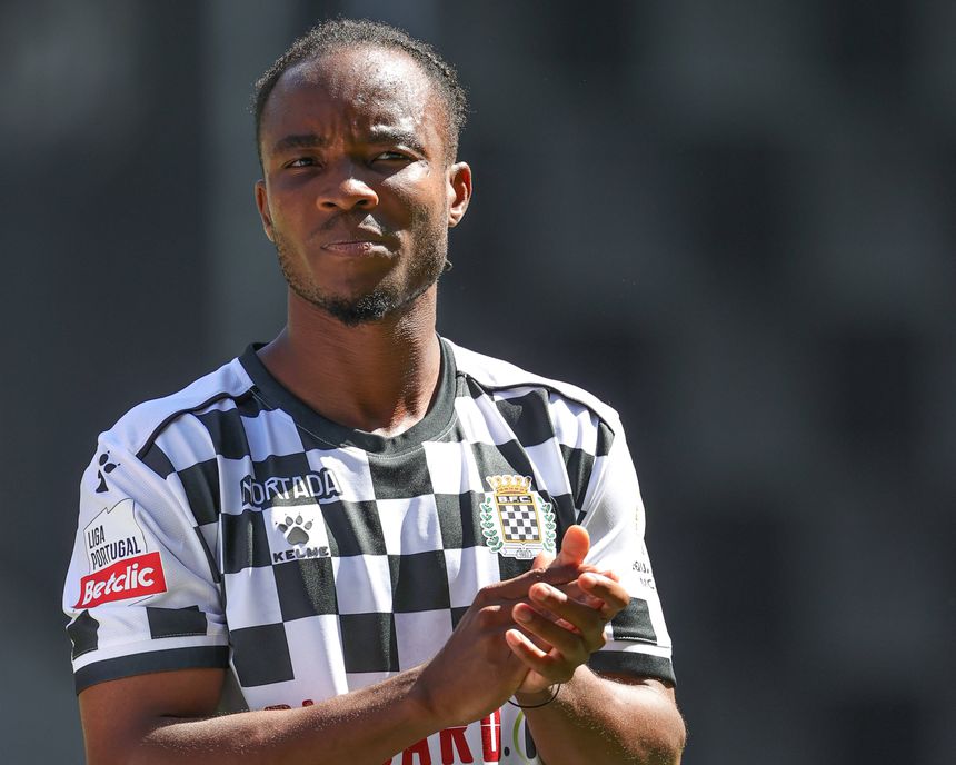 Bruno Onyemaechi está em foco no mercado (foto: IMAGO)